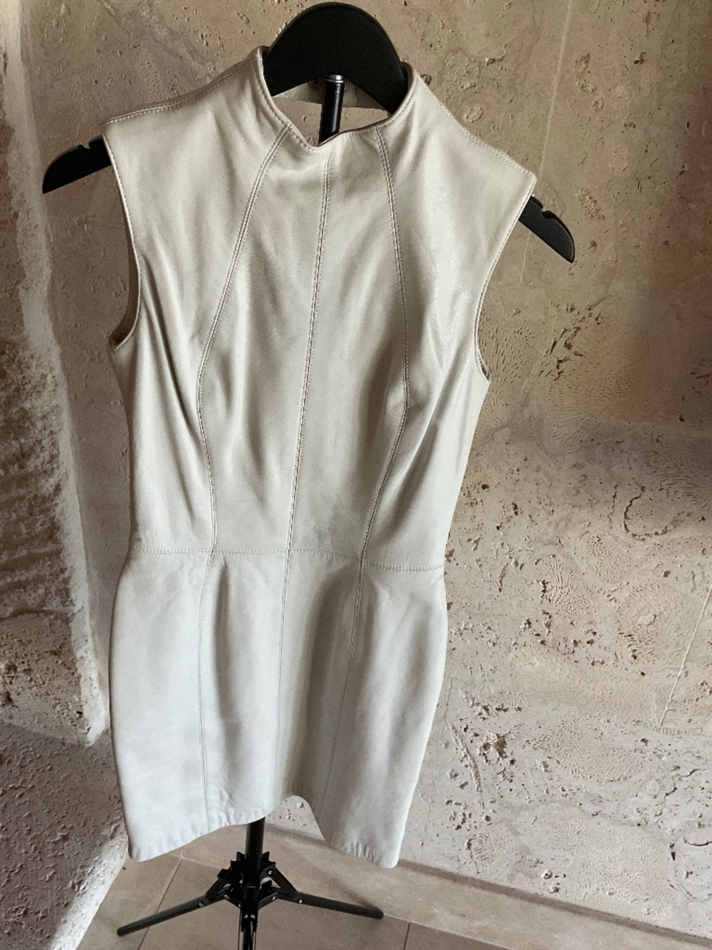 Michael Hoban Sexy Vintage White Leather Dress Size 5/6